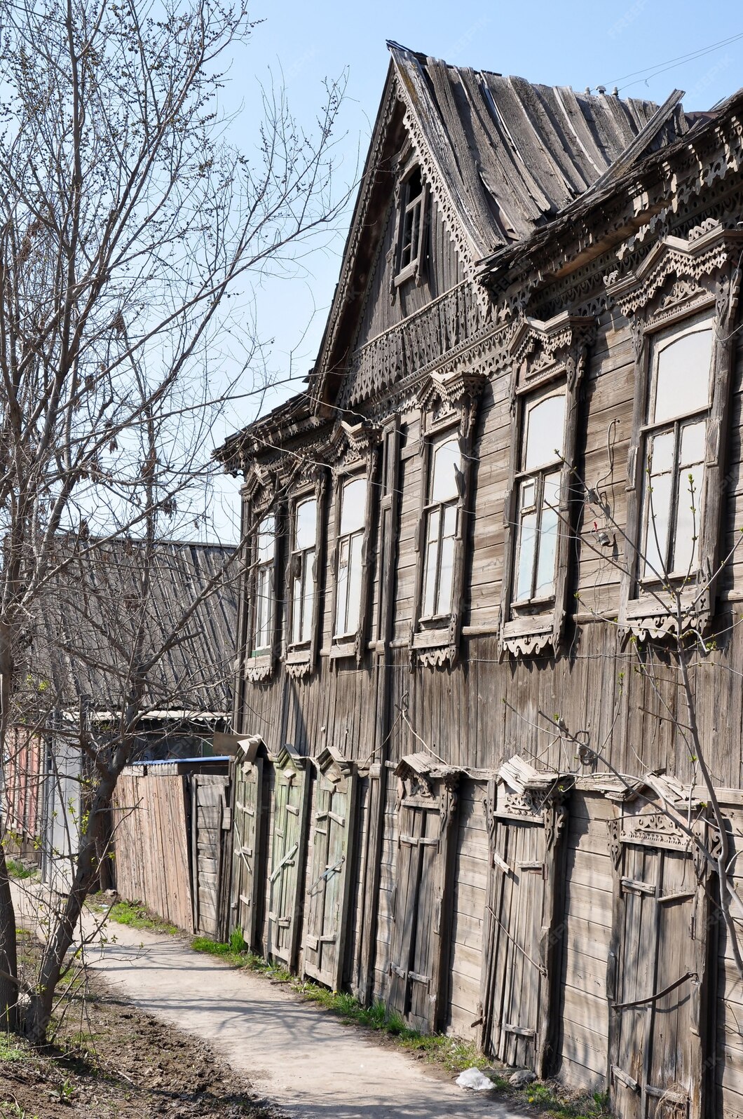 old wooden rickety house city astrakhan 386209 125